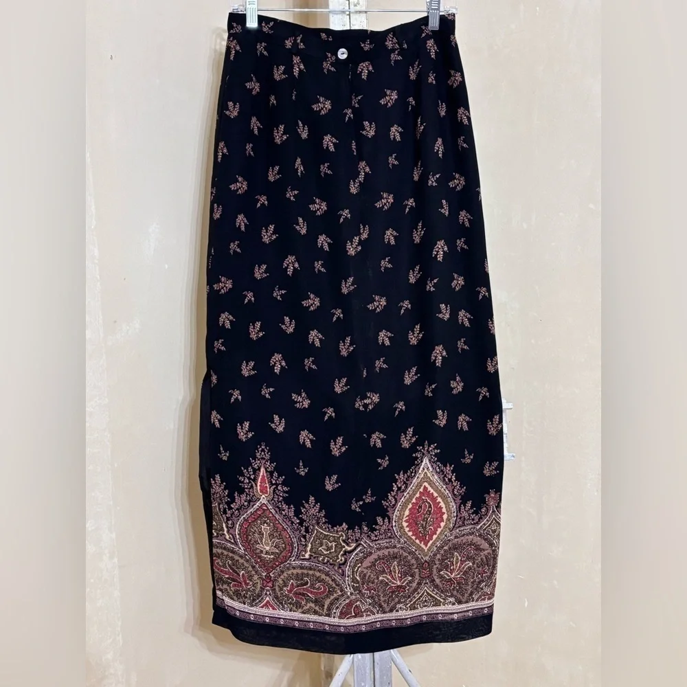 Studio Jax Black and Red Paisley Pencil Skirt Sz 10